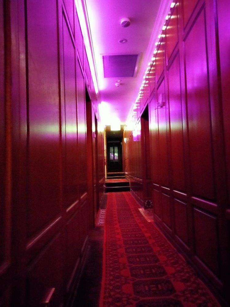 All Extras included for $250ph